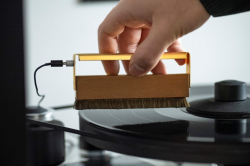 VINYL Čistící kartáček na Vinyl - Pro-Ject Brush It PREMIUM